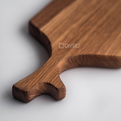 Фигурная разделочная доска «Росток» из дуба, 35×15 см от мастерской DIVIRO